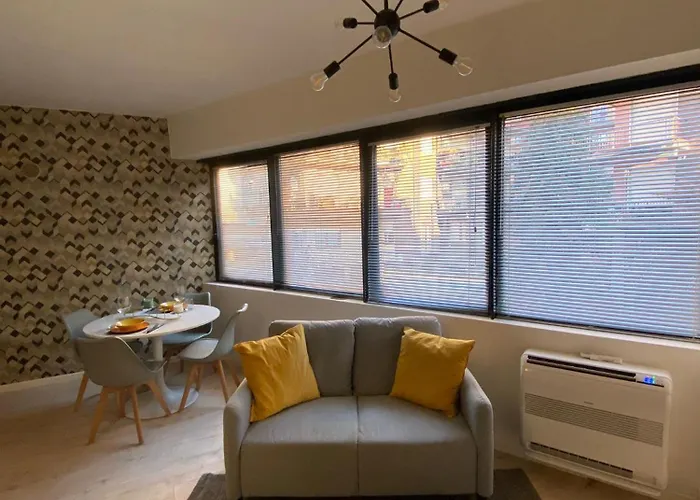 Elegante & Centrale Quarenghi Home