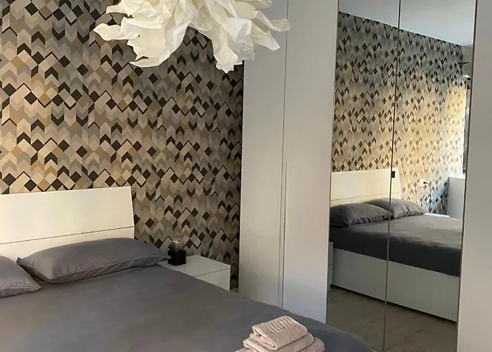 Elegante & Centrale Quarenghi Home